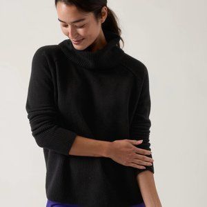 Athleta Alpine Turtleneck Sweater, Size S